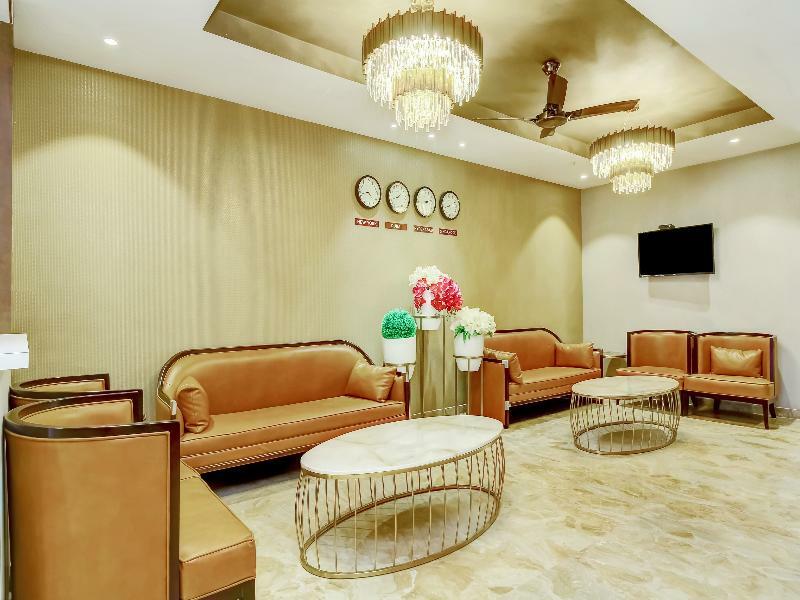 ホテルCapital O 28086 Sindhura Grand ハイデラバード エクステリア 写真