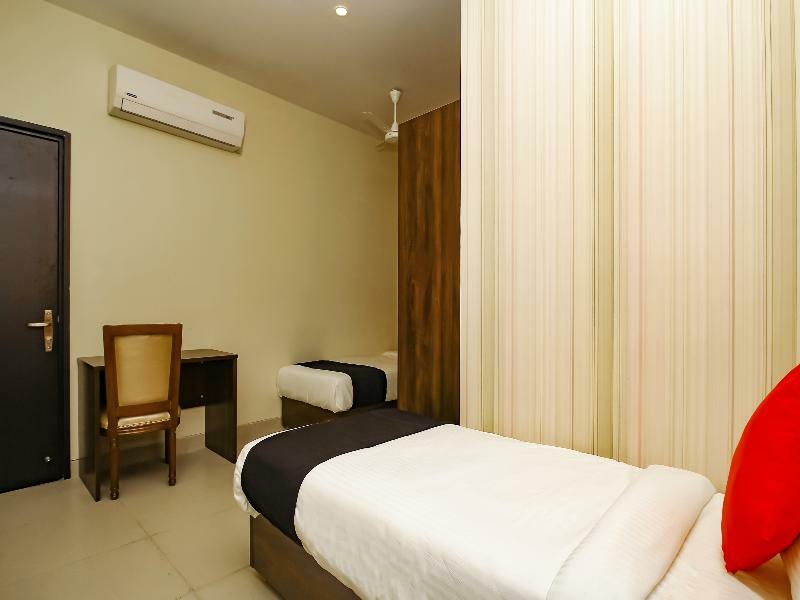 ホテルCapital O 28086 Sindhura Grand ハイデラバード エクステリア 写真